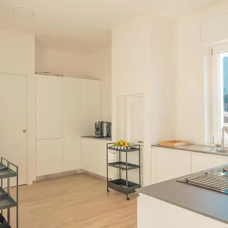 Apartamento Duplex Lakeside Penthouse Porto Valtravaglia